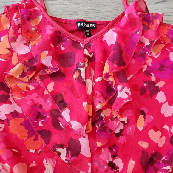 Express red floral blouse xs tank top - Picture 3 of 6